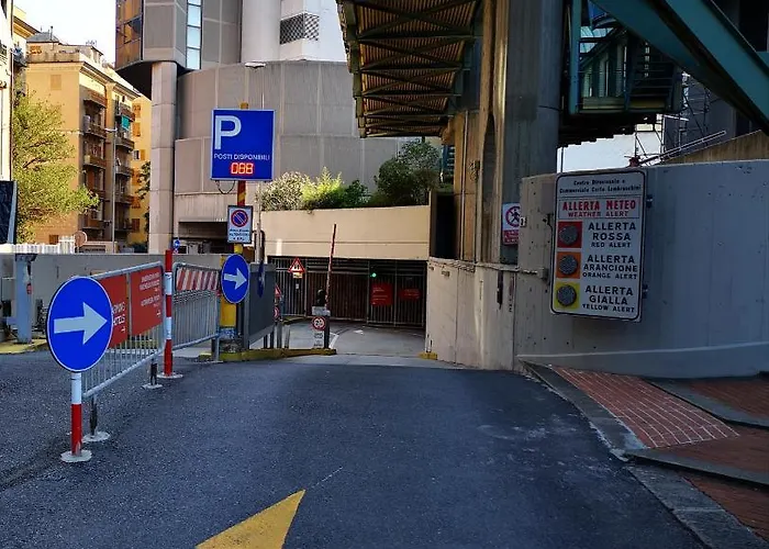 Lambruschini With View - Free Covered Parking * Genua