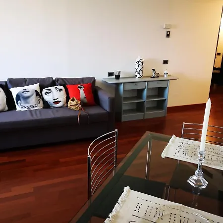 Lambruschini With View - Free Covered Parking Génova