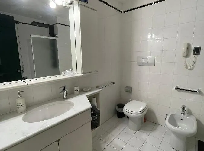 Lambruschini With View - Free Covered Parking Genova